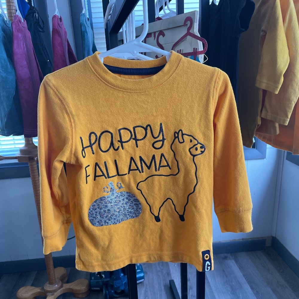 Kids clothing